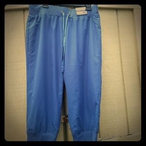 New York & Company Capri pants